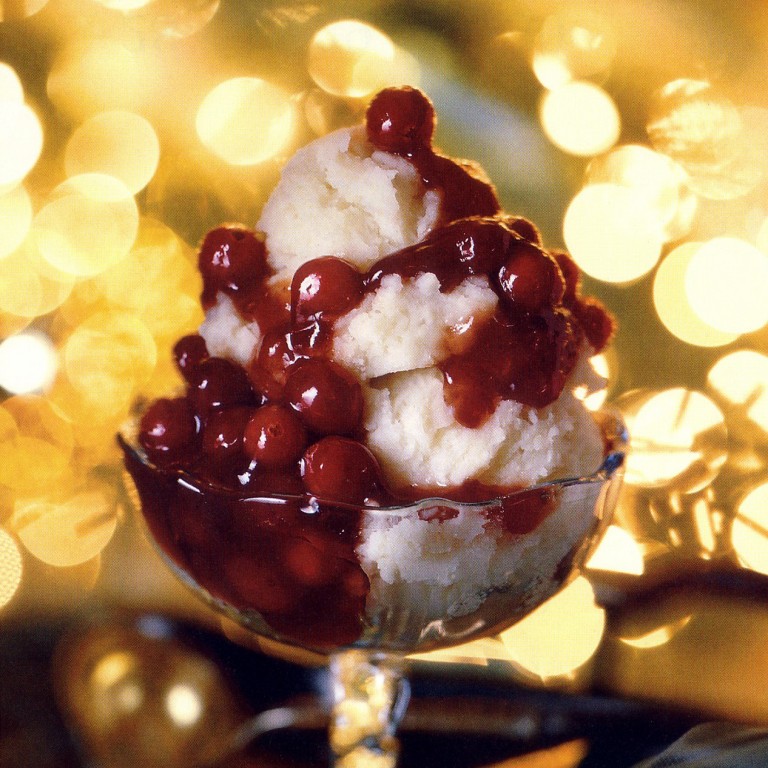 Maine Flaming Cranberry Jubilee Clover Farms